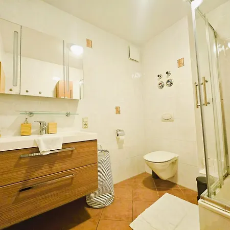 Apartament Relaxing Getaway With Outdoor Spaces Luksemburg